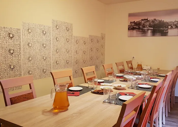 לינה וארוחת בוקר Seul