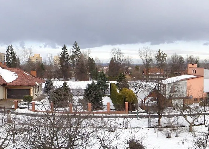 Seul לינה וארוחת בוקר 4*