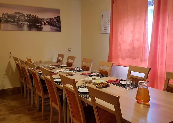 לינה וארוחת בוקר Seul